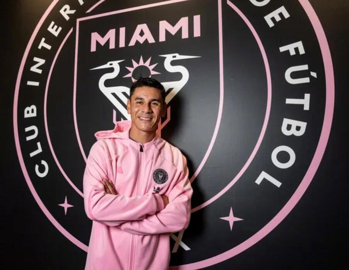 迈阿密国际将解约39岁门将乌斯塔里