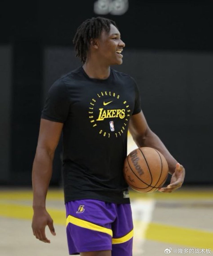 湖人明日仅迪耶罗缺阵，海斯禁赛无缘战76人