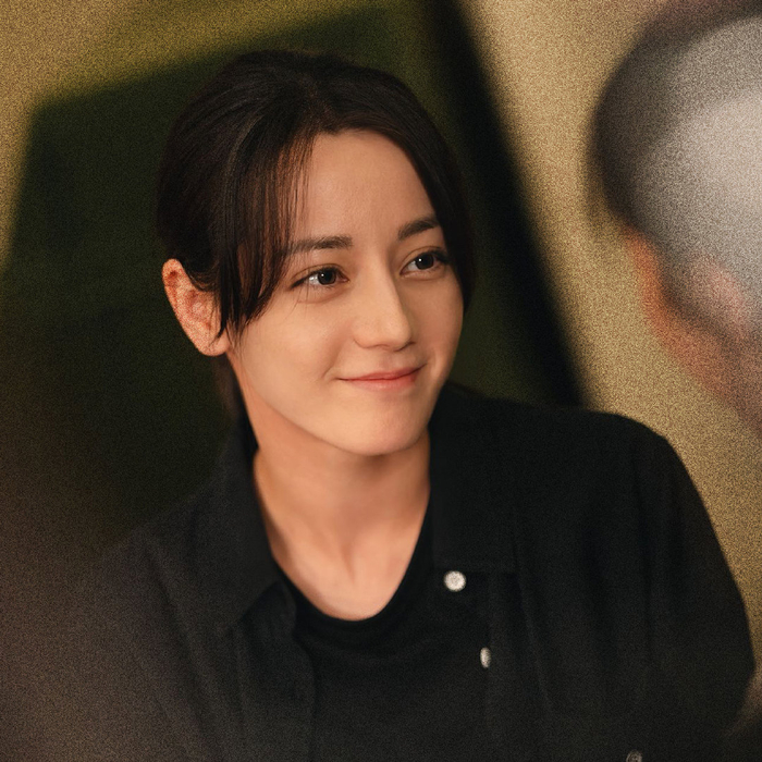 迪丽热巴2025年携邓妍聂九罗双角色亮相