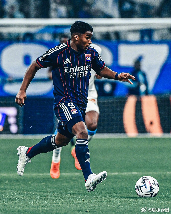 皇马外租前锋恩德里克法甲2助攻，7场造8球超皇马40场数据