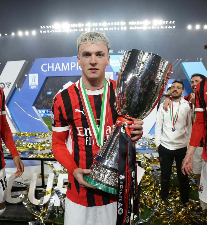 希门尼斯专访：感谢米兰但曾因未获信任离队，现专注伯恩茅斯