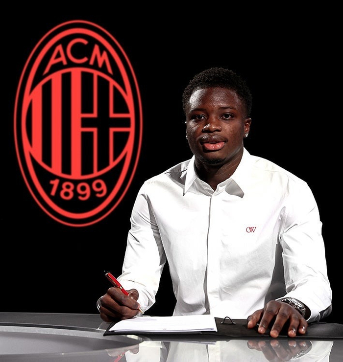 阿尔法乔西塞加盟米兰后外租卡坦萨罗至赛季末