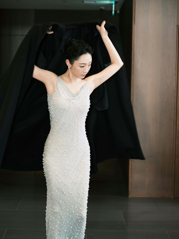 白百何谈接演张律作品原因，称导演为妻治病筹钱