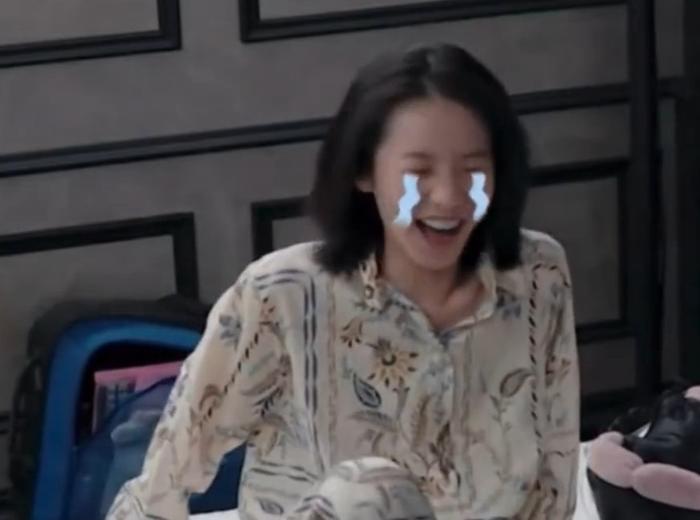 田曦薇张艺凡录制现场持续互怼，侦探任务难阻搞笑打闹