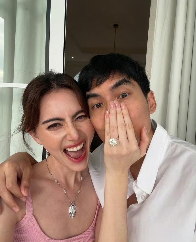 泰星Mai宣布年底与Ter举行婚礼，相恋7年修成正果