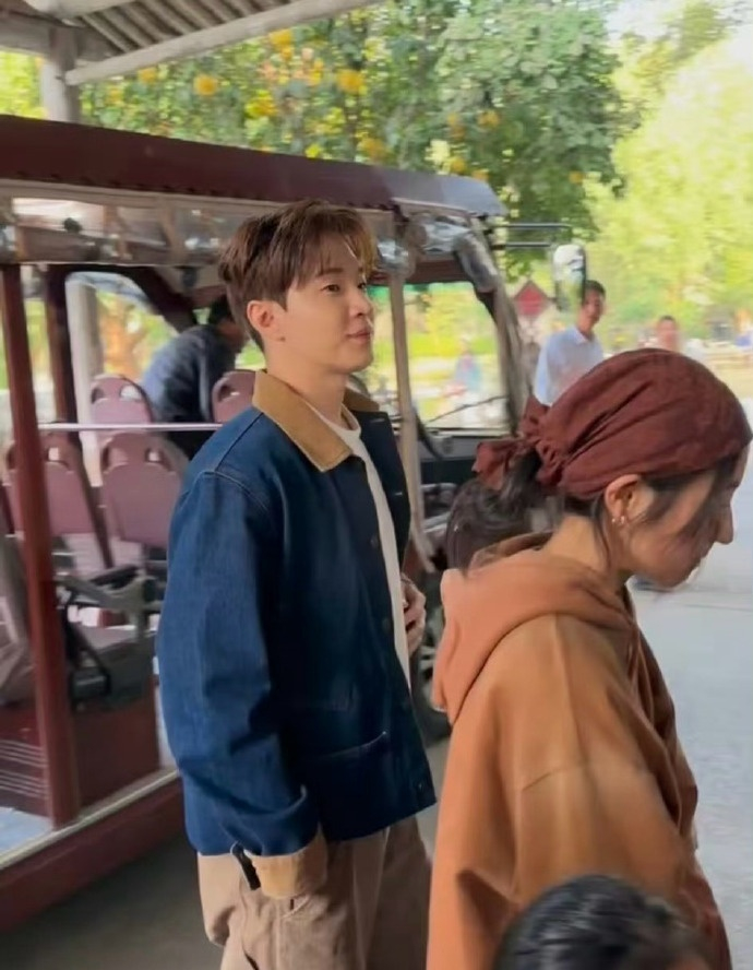 刘宪华回归向往的生活，一家六口首次同框