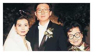 “香港玛丽莲梦露”钟楚红，为爱息影47岁却丧夫，从此终身不嫁
