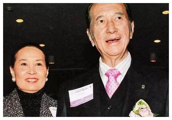 三太太陈婉珍容貌不比四太，谋略不如二太太，却为何赢得丰厚财产