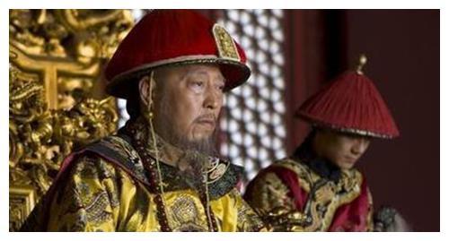 乾隆禅位后，在养心殿做了3年太上皇，这3年他都在干些什么？