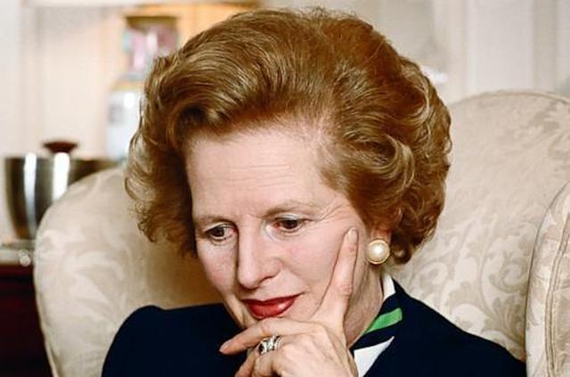 英国第一位女首相，让全国失业率创纪录，却连任了三届