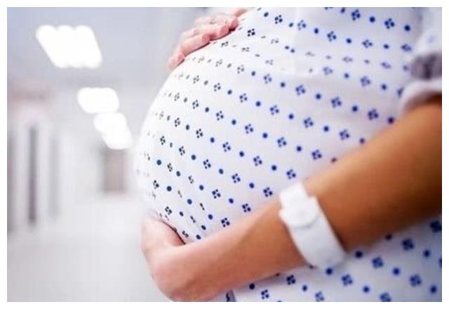 “胎停”是有预兆的，若是孕妈出现这3症状，要及时去医院检查！