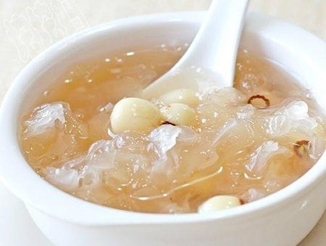 中国传统的甜汤更加健康并且受人欢迎，喜欢的朋友快来看一下