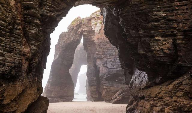 一起云旅游：盘点世界各地10大独特的海滩，让人浮想联翩！