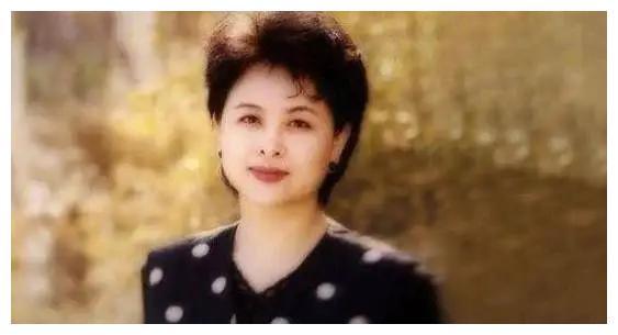 央视“铁面美人”肖晓琳，55岁因疾病客死他乡，遗言令人咋舌！