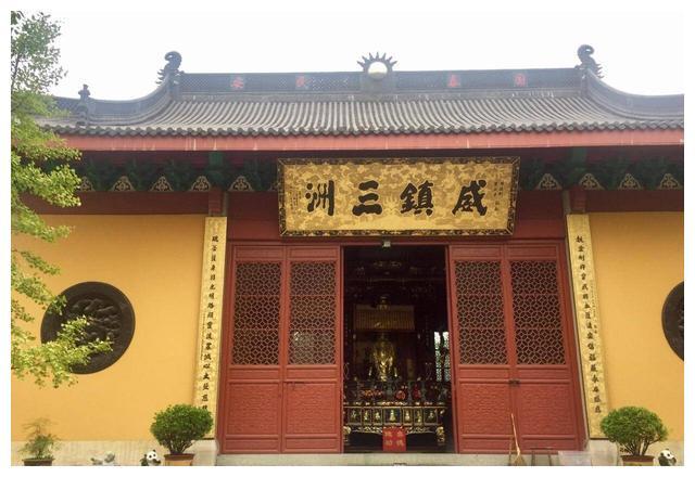 中国颜值最高千年古寺,群山环绕环境优雅,是真正的清幽僻静 中国颜值最高千年古寺,群山环绕环境优雅,是真正的清幽僻静