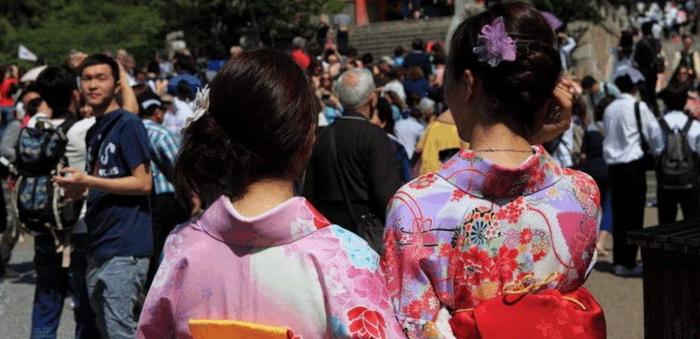 定居上海的10万日本人，为何悄然离开中国？到底是什么原因呢？