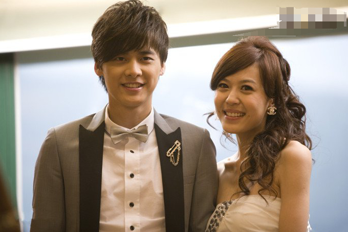 李金铭李易峰在一起过吗 李易峰曾经求婚李金铭是怎么回事