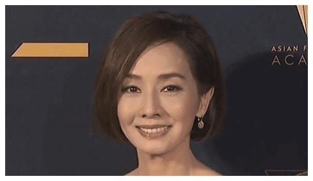 曾被传保养罗志祥，离婚后拿天价分手费成富婆，今64岁仍是单身