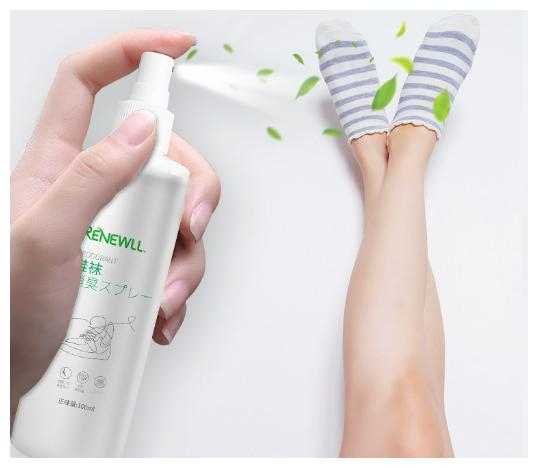 杨超越猛闻袜子称“仙女的脚不会臭” 细挖女明星的“脚臭秘闻”