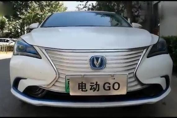 驾乘舒适的2019款逸动EV460静态体验，续航达405km