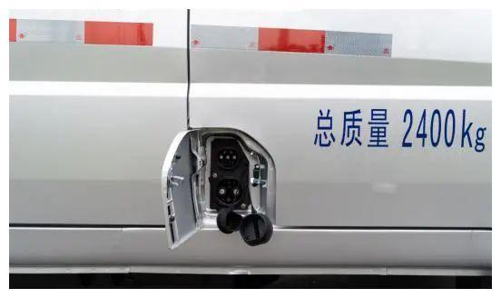 五菱荣光电动车将于4月中下旬上市 续航里程300公里