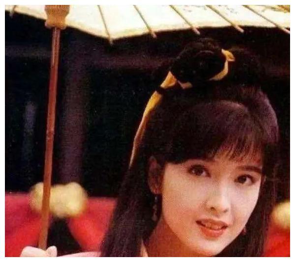 伴随八九十年代香港电影落幕的美人，究竟有多风华绝代