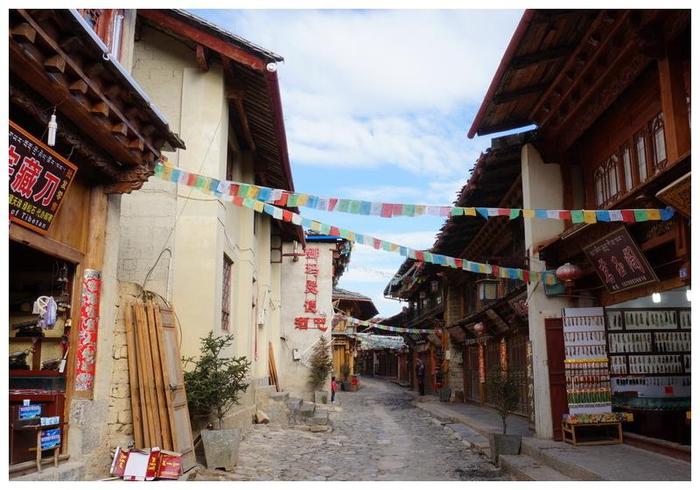 云南又一景点走红，比丽江美得更纯粹，是我国最大的藏民居群