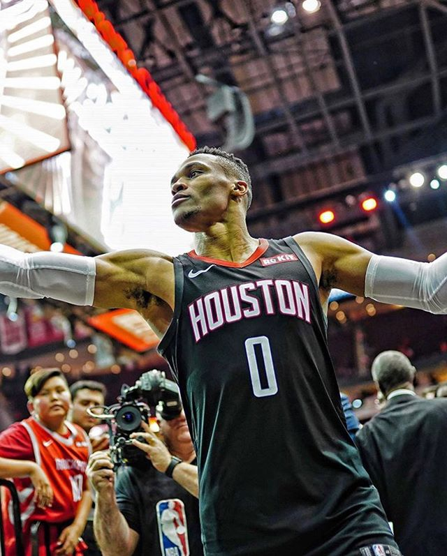 哈登布克双星合璧上演巅峰对决引领西部新格局