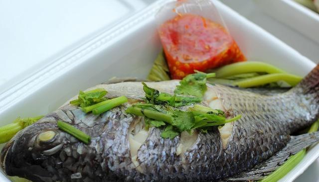 广东人为何不吃罗非鱼？刺少、好吃还便宜的罗非鱼，真的不脏！