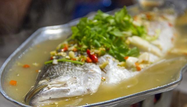 广东人为何不吃罗非鱼？刺少、好吃还便宜的罗非鱼，真的不脏！