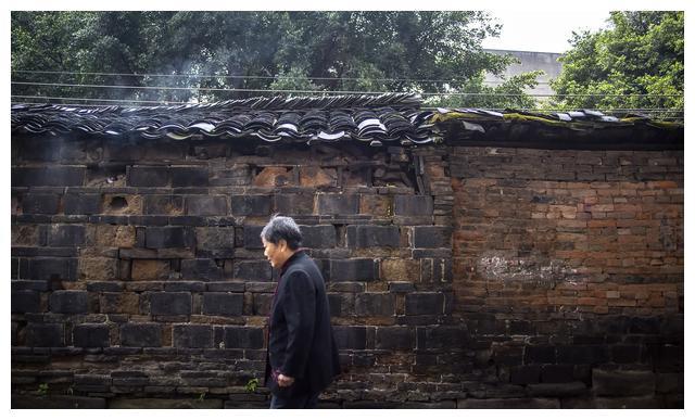 泸州最后那段老城墙，你觉它的归属将如何呢？