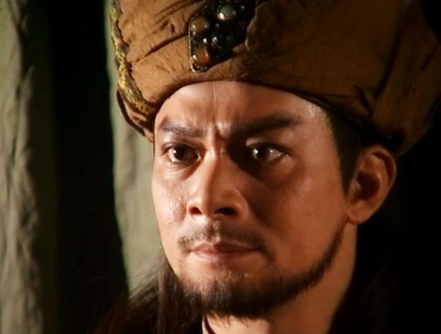 《天龙八部》武林大会，乔峰看透3个人，2个真朋友，1个真小人！