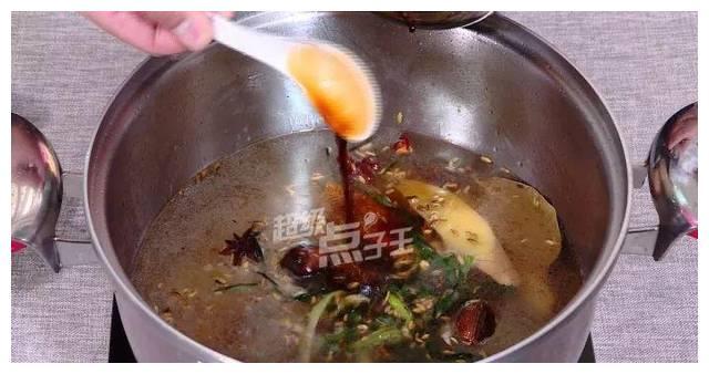 一鸽顶九鸡！巧做皮脆肉嫩的脆皮乳鸽！