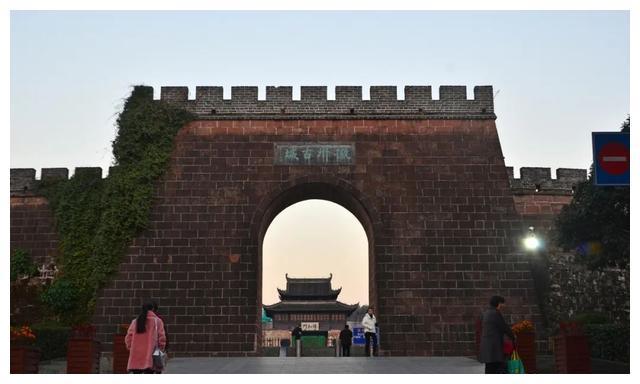 安徽与浙江交界有个城市，改名后游客倍增，很多人却觉得改得可惜