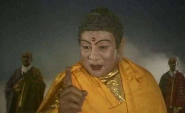 西游记如来佛的扮演者，去泰国买佛像，结果发现上面画的是自己！