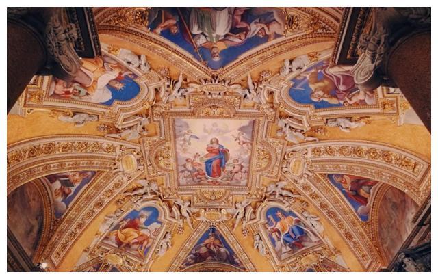 全球最“豪华”的大教堂，使用25吨黄金装饰，却成了埋骨之地