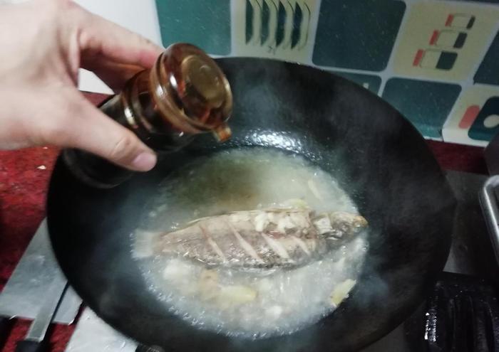 广东人从不吃“这种鱼”，再廉价也不碰，其实味道鲜美营养佳！