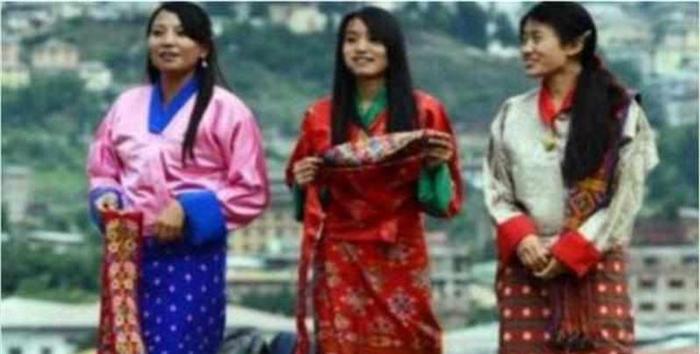 “一妻多夫”晚上不尴尬吗？尼泊尔女性苦不堪言：一点都不幸福