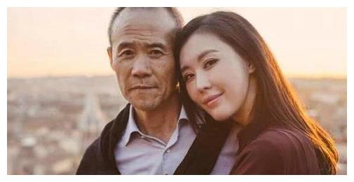 68岁地产老总整容变年轻,只为和小30岁娇妻般配?看到娇妻释然了