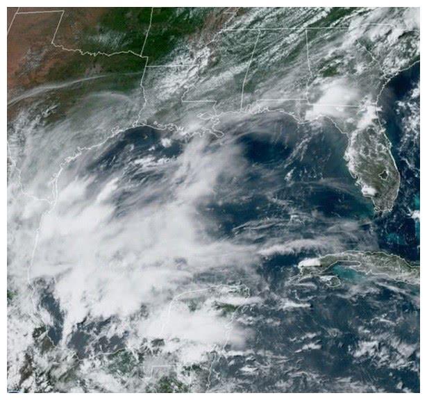 左右夹击！加勒比海被困在两个风暴之间，2020年飓风季节即将开启
