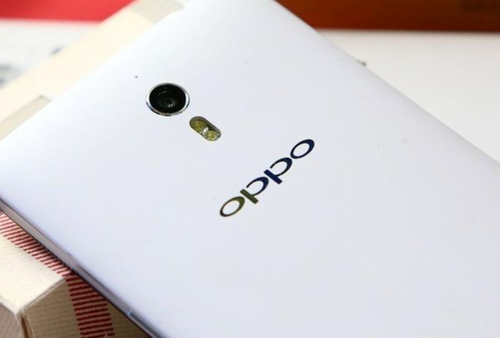 首次采用VOOC闪充技术的OPPO Find 7