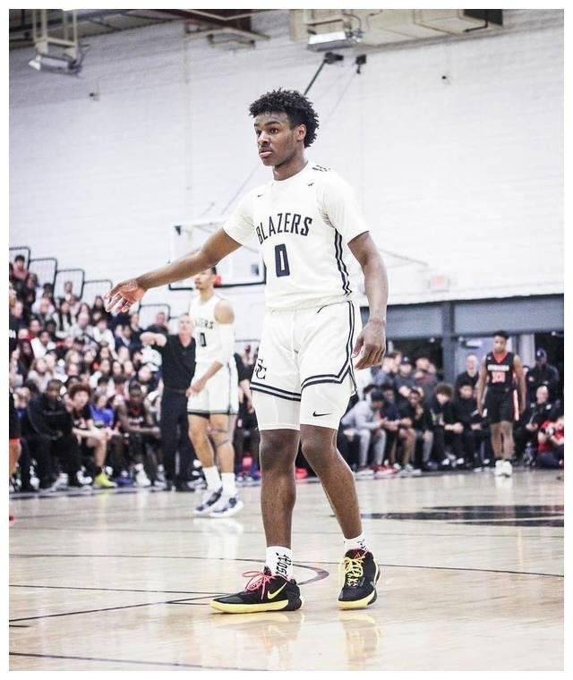 詹皇携手伦纳德冲击总冠军