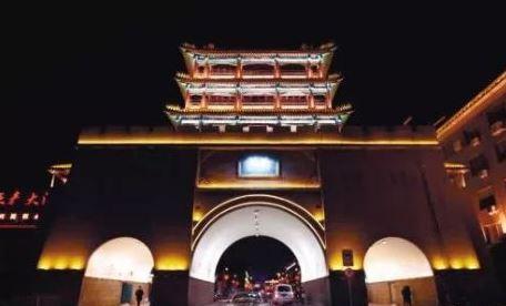 盛京皇城边，两大著名城门楼正进行修缮，即将告别“面纱”