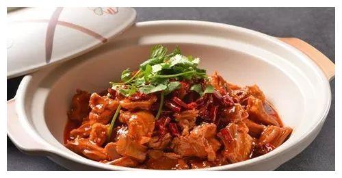 炒羊肉用哪个部位的肉好？羊肉串、扒羊肉呢？这篇文章告诉你