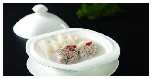 炒羊肉用哪个部位的肉好？羊肉串、扒羊肉呢？这篇文章告诉你