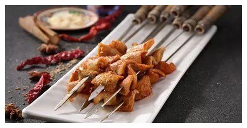 炒羊肉用哪个部位的肉好？羊肉串、扒羊肉呢？这篇文章告诉你