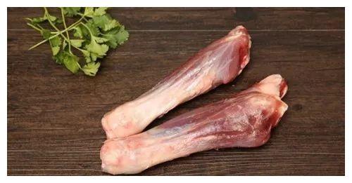 炒羊肉用哪个部位的肉好？羊肉串、扒羊肉呢？这篇文章告诉你