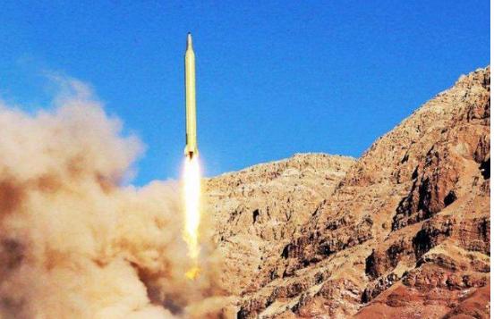 火箭腾空而起，以色列间谍卫星成功入轨，专家：给伊朗敲响了警钟