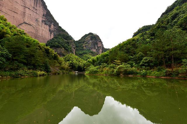 浙江武义大红岩：丹霞洞穴博物馆