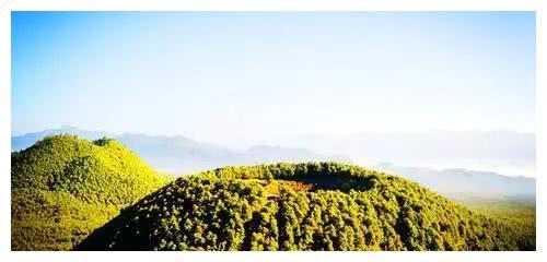 在云南的这个极边小镇，是高黎贡山环抱下的“花园盆地”，太美！